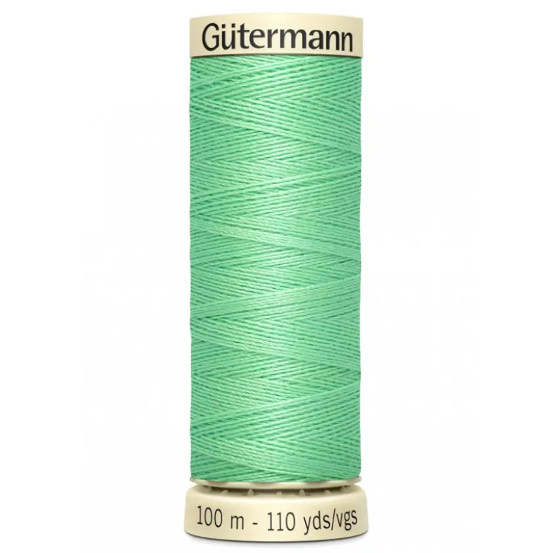 Bobine de Fil pour tout coudre Gutermann 100 m - N°205 vert clair