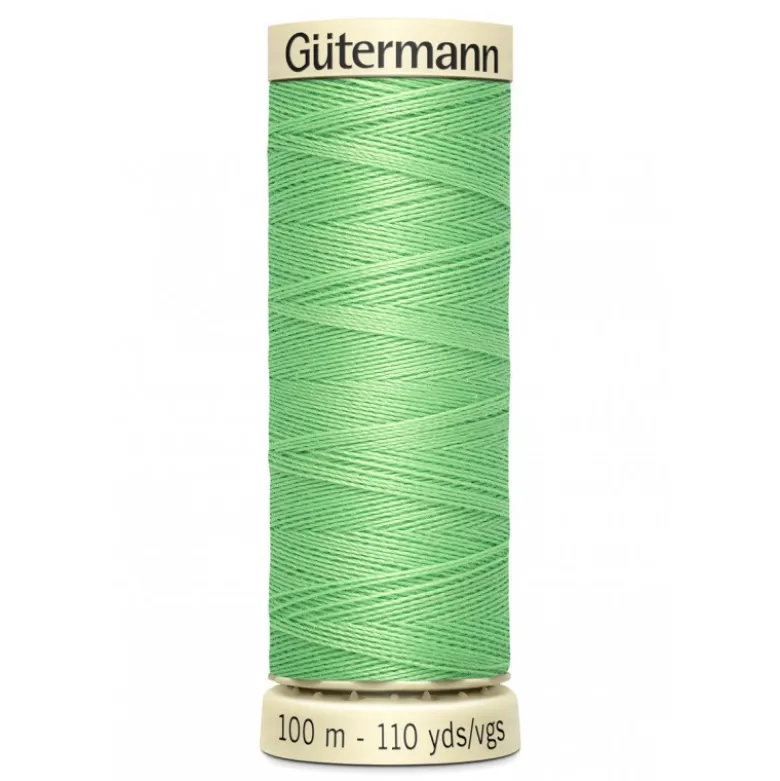 Bobine de Fil pour tout coudre Gutermann 100 m - N°154 vert clair