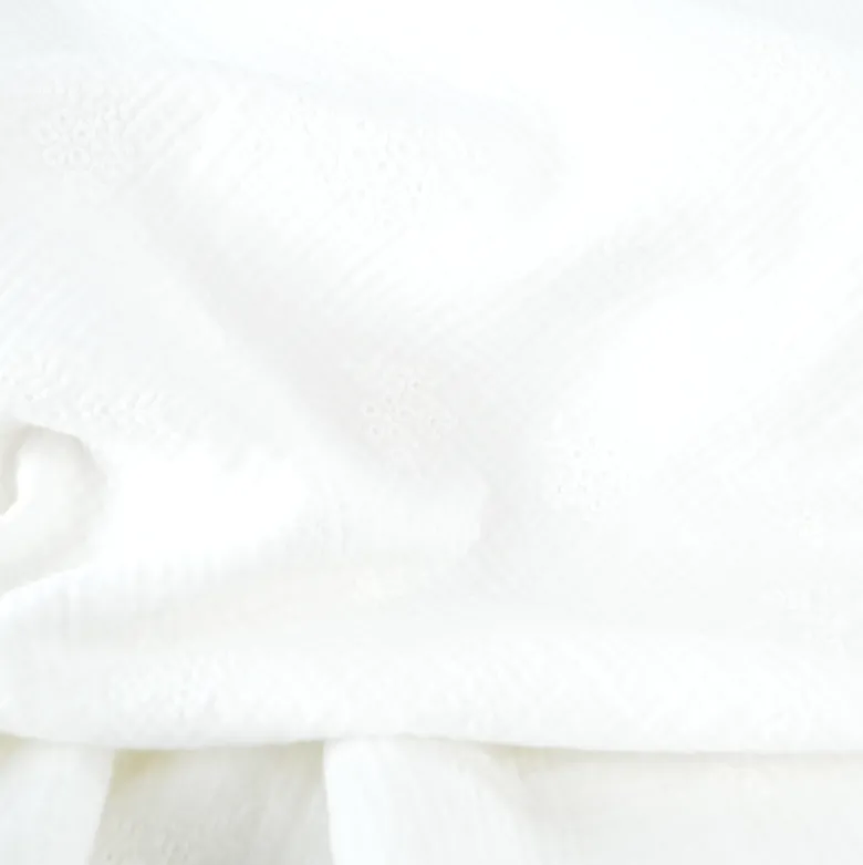 Double gaze brodée Evana motif fleurs fond blanc naturel - OEKO TEX
