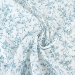 Double gaze de coton Bio & OEKO TEX Jeannine motifs fleurs bleues Bridgerton