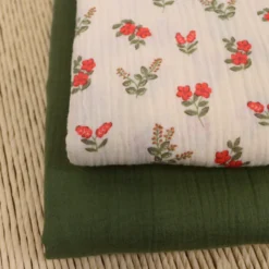 Double gaze Fergie motif fleurs fond écru - OEKO TEX