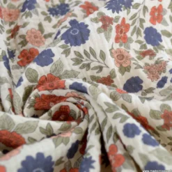 Double gaze marion motifs fleurs bleues-exclusivité made in tissus