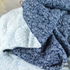 Double gaze matelassée motif fleur d'inspi Indienne Bleu