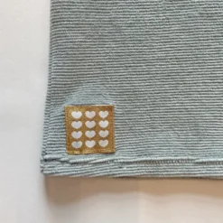 Etiquette tissée motifs petits coeurs écru fond Or - Ikatee