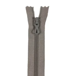 Fermeture éclair en nylon. col 432 Gris clair