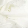 Jacquard dessin volutes de fleurs ivoire