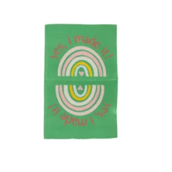 Lot de 5 étiquettes tissées - "Yes, I made it" fond vert - arc en ciel rose