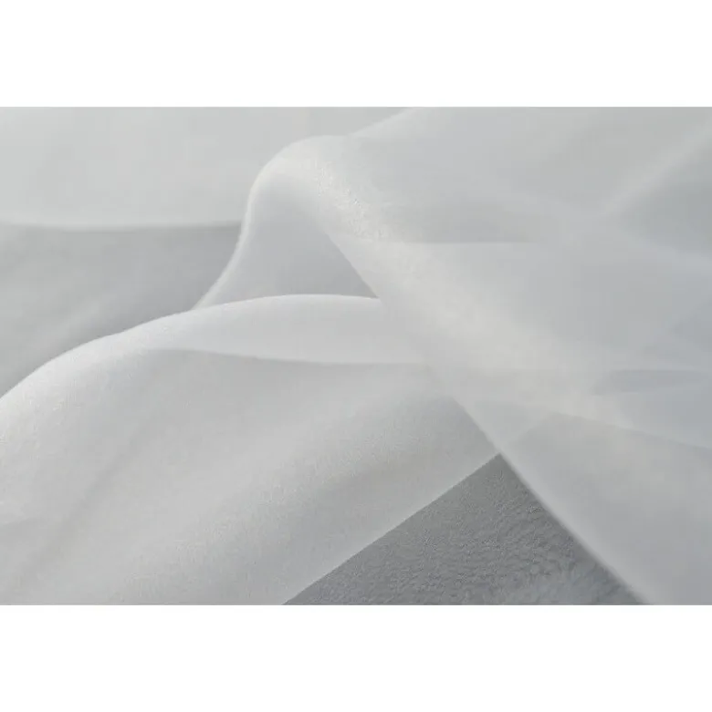 Organzaivoire 100% polyester 300cm .
