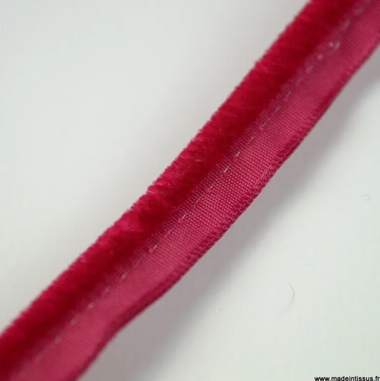 Passepoil velours 3.5mm coloris Fuchsia pour l'ameublement
