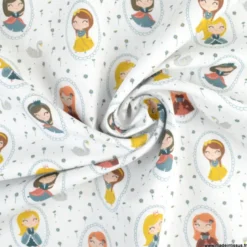 Popeline Bio Fabby motifs princesses, fleurs et cygnes -OEKO TEX