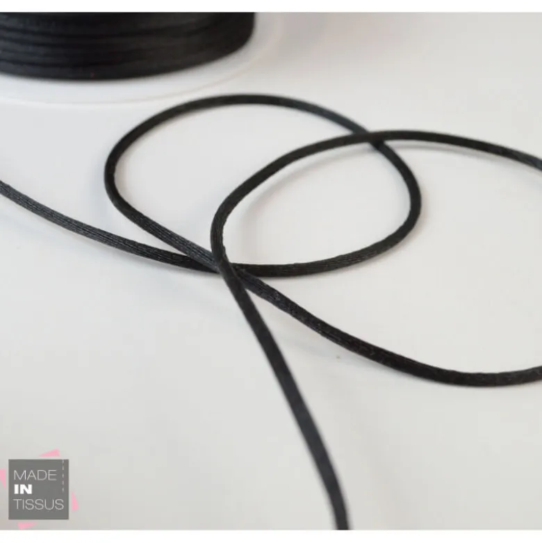 Queue de rat au mètre 2mm coloris Noir