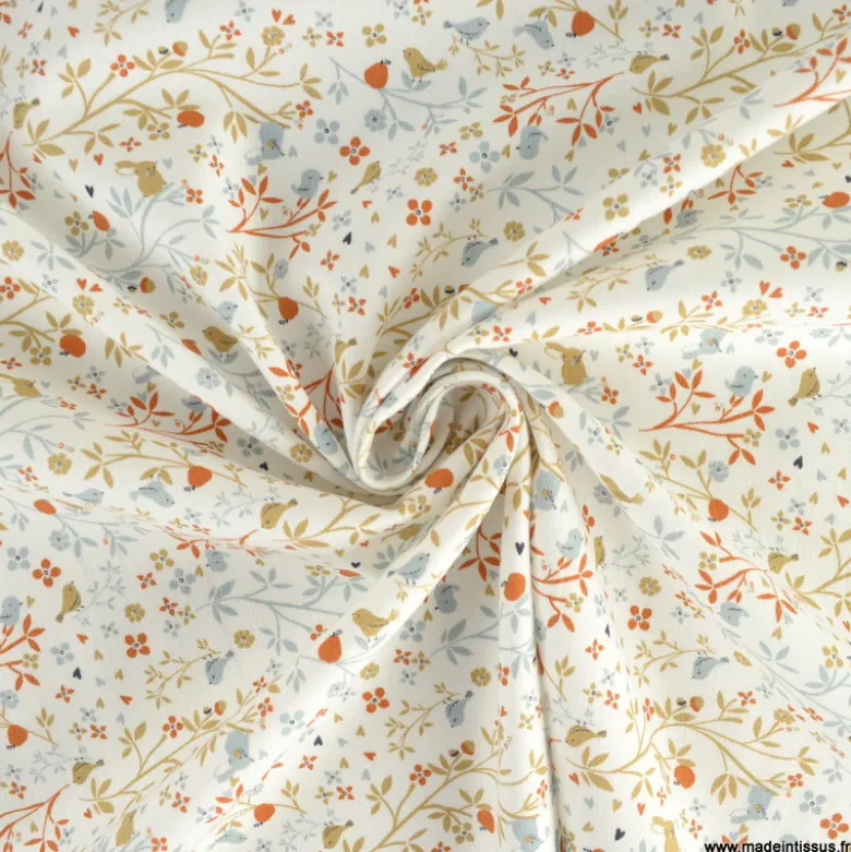 Sergé de coton Camilia motif fleurs, oiseaux et fruits fond blanc