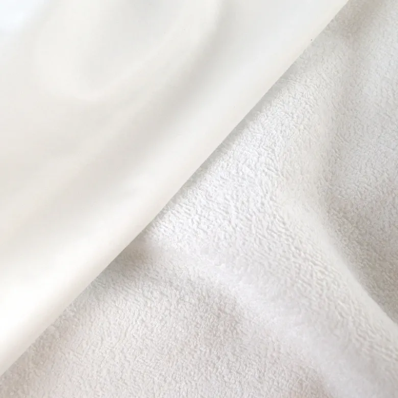 Tissu Alèse blanc imperméable - 195 cm