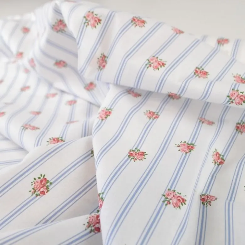 Tissu Batifolle en coton motif fleurs et rayures fond blanc - OEKO TEX
