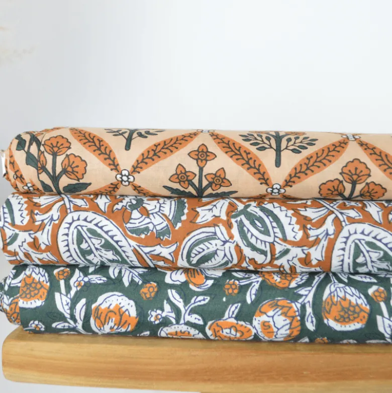Tissu Block print Indien Pushkar – Motif fleurs fond Cognac