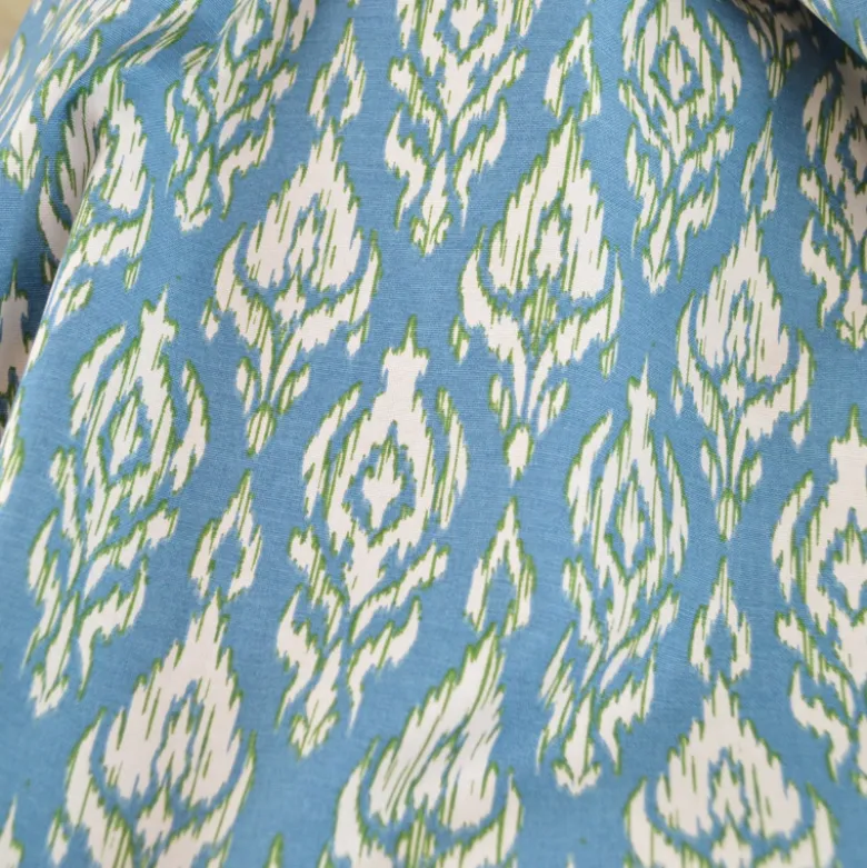 Tissu canva Basuki type canvas motif Ikat bleu et lin