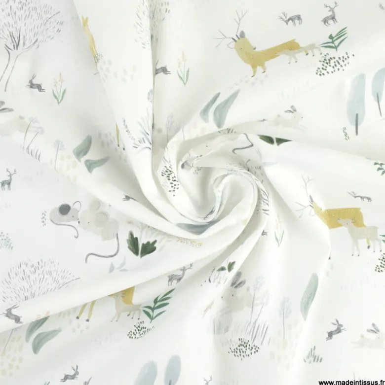 Tissu coton Country motifs arbres, lapins et renards fond blanc - OEKO TEX