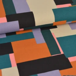 Tissu coton demi-natté imprimé géométrique multicolore