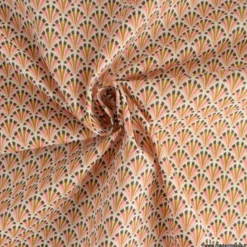 Tissu coton Enduit Kolius motif écailles Sorbet et blanc