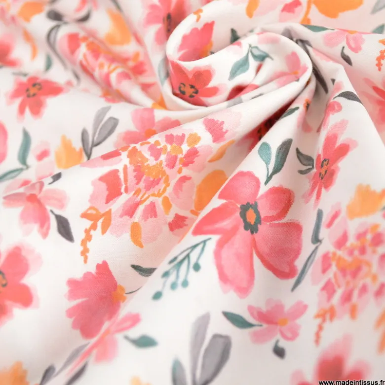 Tissu coton Felis motif fleurs aquarelle roses fond blanc