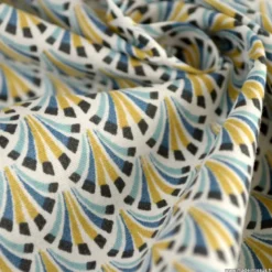 Tissu coton Kolius motif écailles coloris Bleu et blanc - OEKO TEX