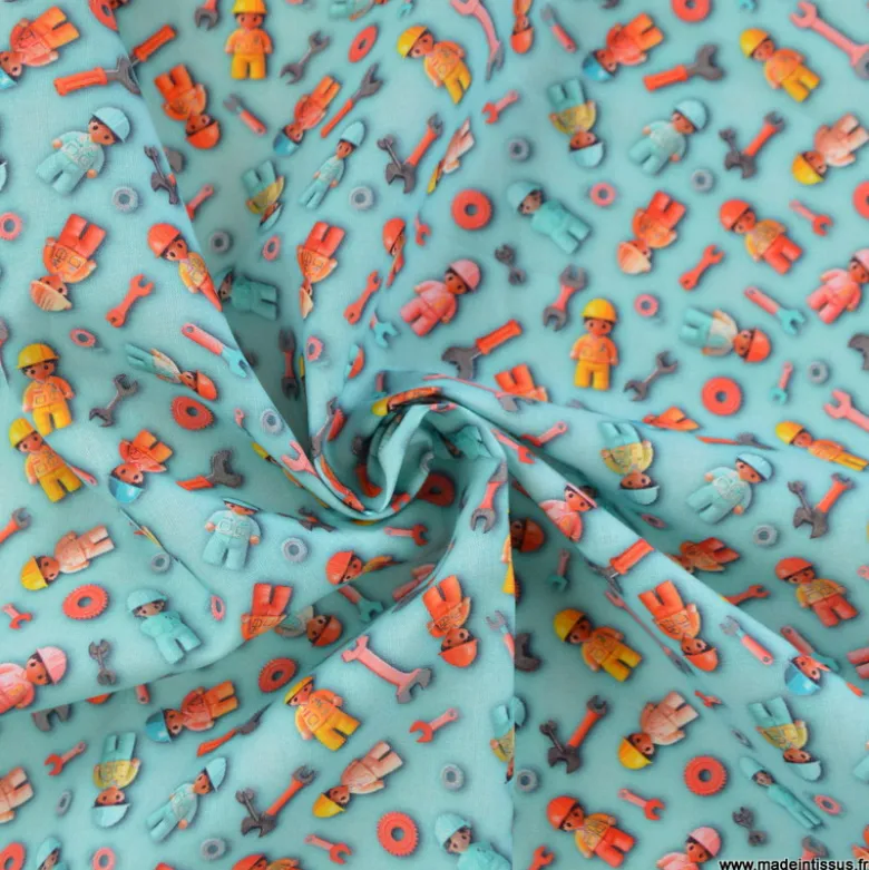 Tissu coton motif esprit Lego mécaniciens – Fond bleu clair