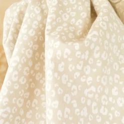 Tissu Coton OEKO TEX Kamar imprimé léopard fond écru