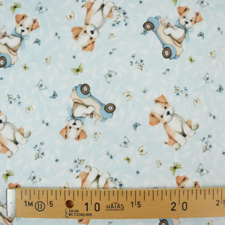 Tissu coton Puppy - Motif chiens en voiture fond bleu