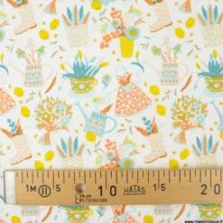 Tissu coton été motif arrosoirs, fleurs et bottes, jardinage