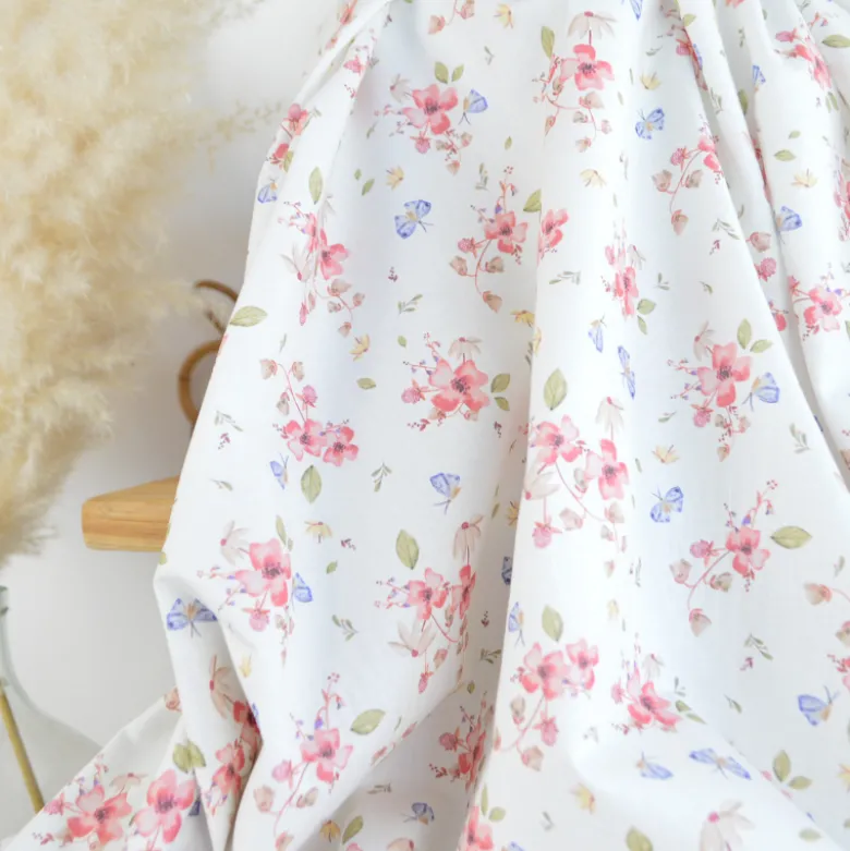 Tissu cretonne coton Amael motif fleurs roses fond écru - OEKO TEX