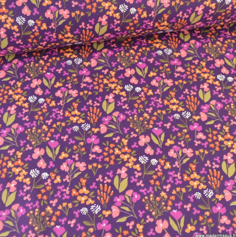 Tissu cretonne coton Bibury petites fleurs fond violet