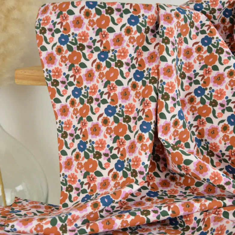 Tissu cretonne coton Jany motif fleurs camel et écru – OEKO TEX
