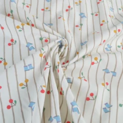 Tissu cretonne coton Patati motif cerises et bottes fond à rayures - OEKO TEX