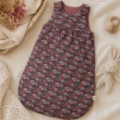 Tissu cretonne coton Seasons fleurs rouge fond chocolat - OEKO TEX