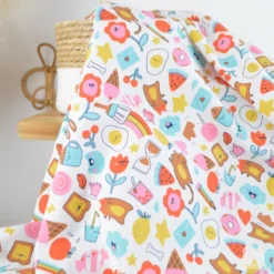 Tissu Cretonne de Coton Kawi - Motif Kawaii Multicolore