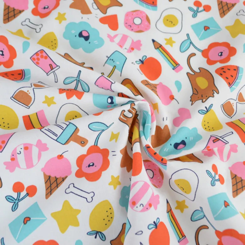 Tissu Cretonne de Coton Kawi - Motif Kawaii Multicolore