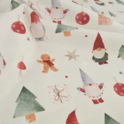 Tissu cretonne de coton Noël – gnomes, sapins et étoiles écru/rouge