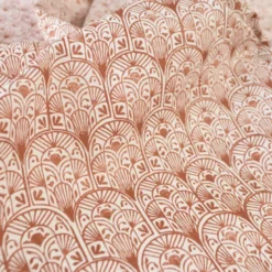 Tissu demi-natté motif art déco terracotta fond écru