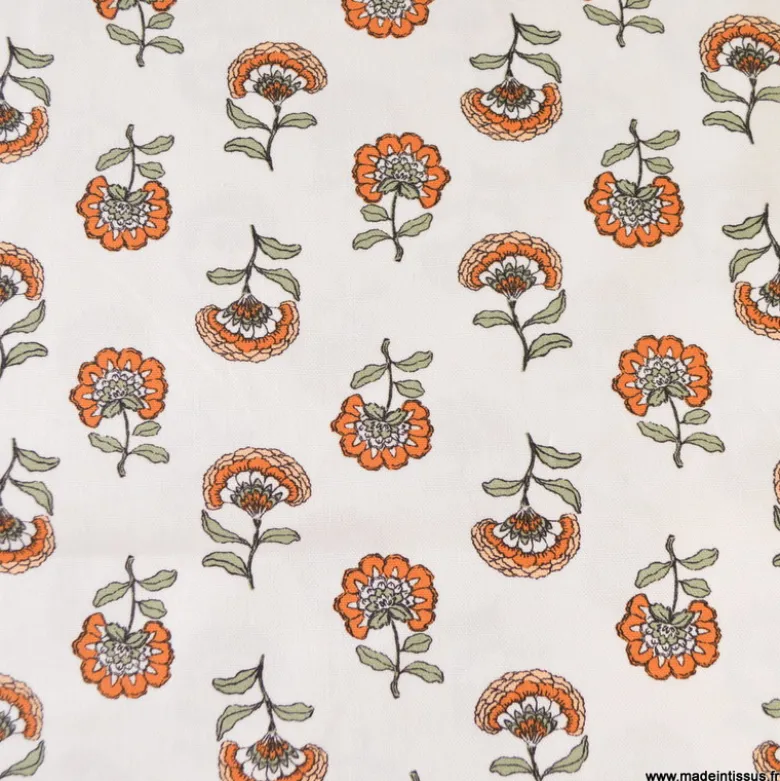 Tissu demi-natté motif fleurs orange fond écru