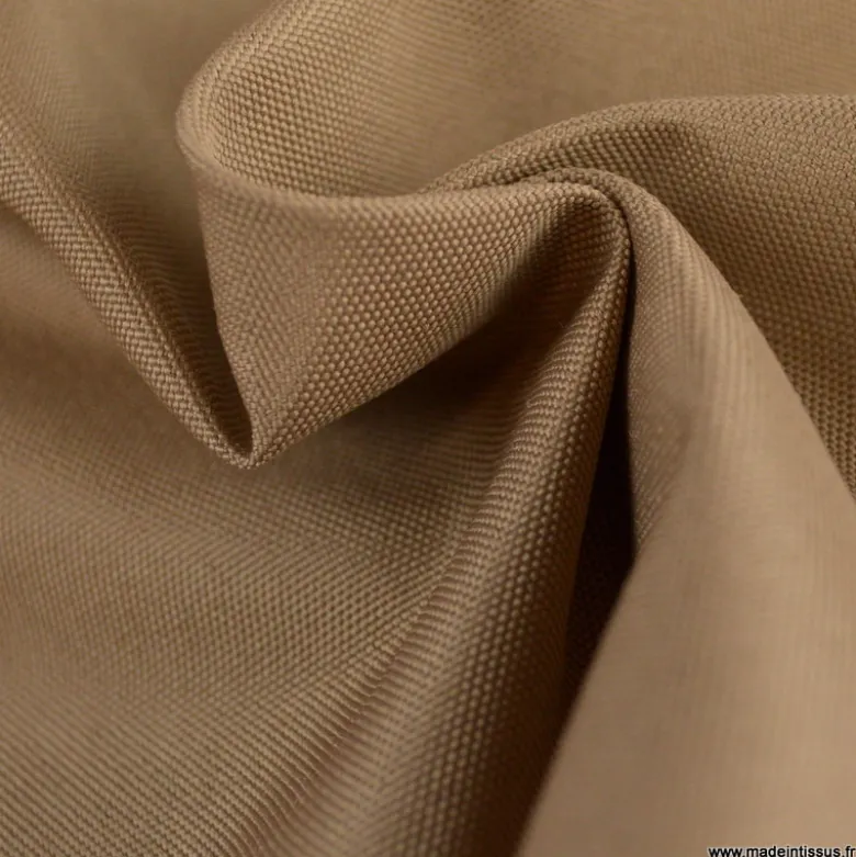 Tissu d'extérieur imperméable beige pour protection pluie et soleil
