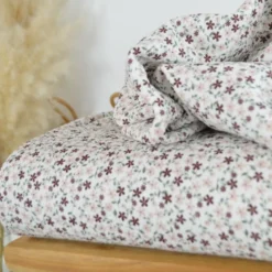 Tissu double gaze Arsène motif fleurs fond blanc cassé - OEKO TEX