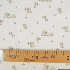 Tissu Double Gaze Bio – Motif Lapins beige & Fleurs