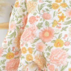 Tissu double gaze de coton Elisabeth motif fleurs tons roses et Abricot