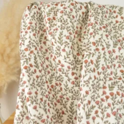 Tissu double gaze de coton Madeleine fleurs terracotta fond écru