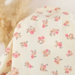 Tissu double gaze de coton Molisa fleurs rose fond écru