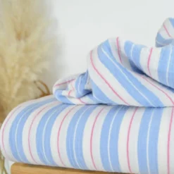 Tissu double gaze de coton Poppy motif rayures bleues fond blanc - OEKO TEX