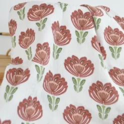 Tissu double gaze Désiré motif fleurs fond blanc cassé - OEKO TEX