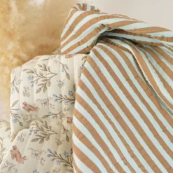 Tissu double gaze matelassé Vertical Ariella et Tom