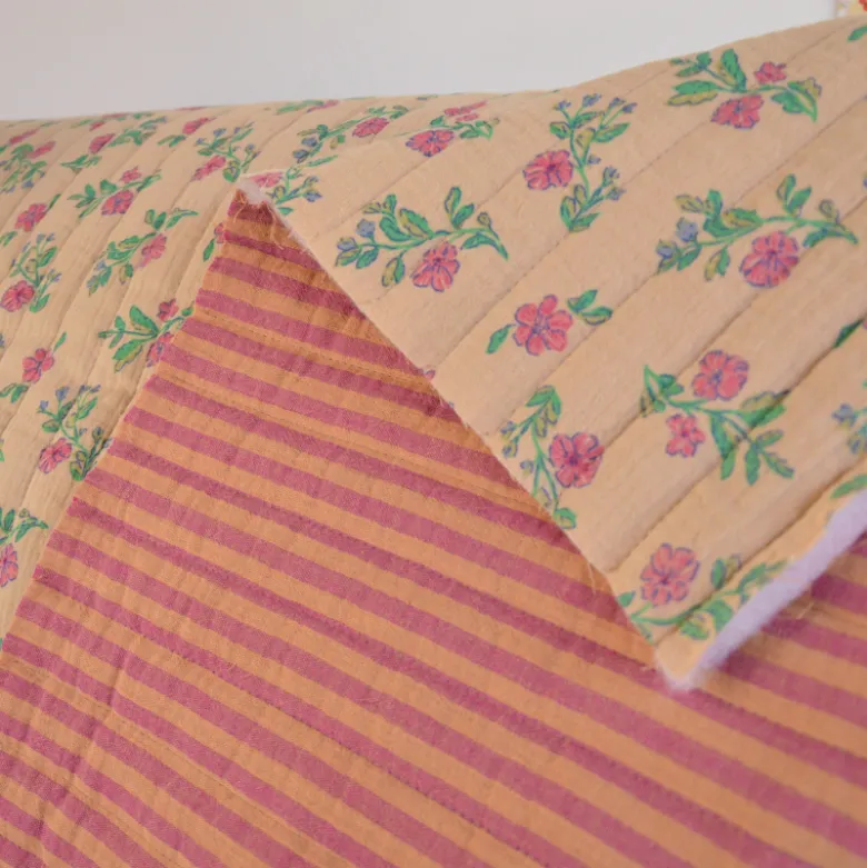 Tissu double gaze matelassé vertical Lina et rayures cassonade