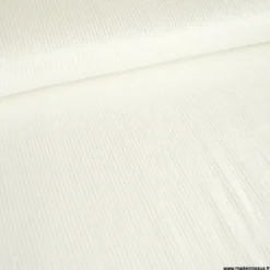 Tissu Double gaze à rayures Lurex fond Blanc cassé